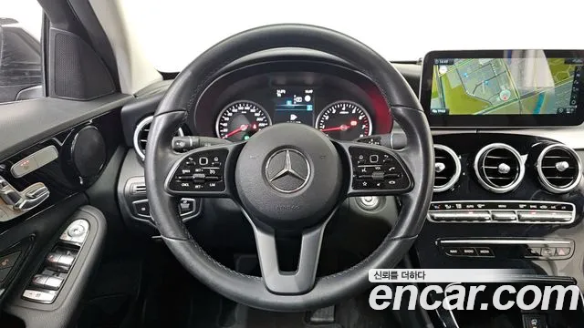 Mercedes-Benz C-Class 2020 — фото 13