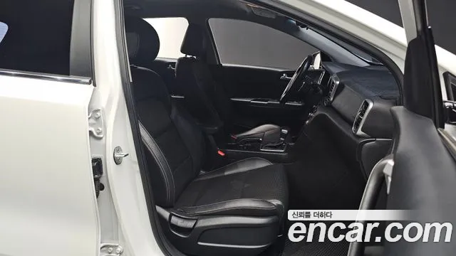 Kia Sportage 2019 — фото 10
