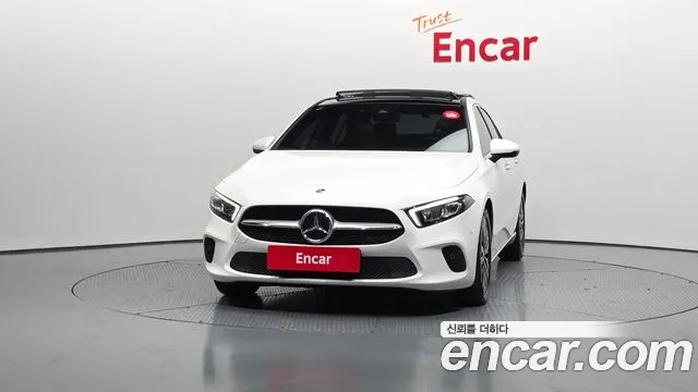 Mercedes-Benz A-Class 2022 — фото 3