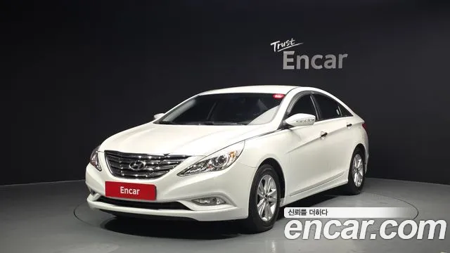 Hyundai Sonata 2011 — фото 1