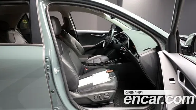 Kia Niro 2022 — фото 10