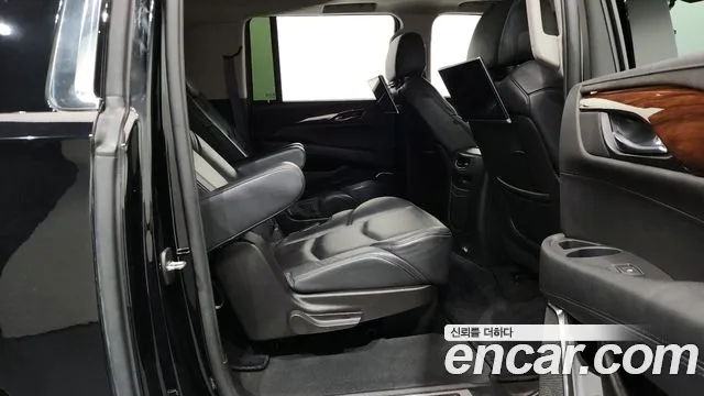 Cadillac Escalade 2015 — фото 12