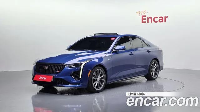 Cadillac CT4 2020 — фото 1