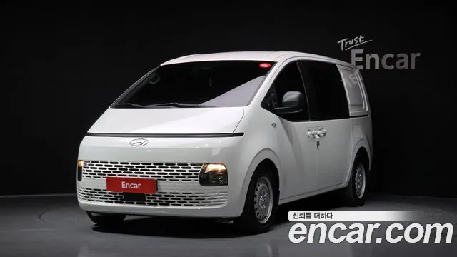 Hyundai Staria 2022 — фото 1