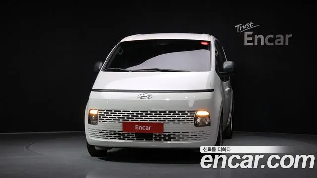 Hyundai Staria 2022 — фото 3