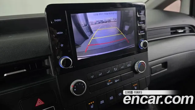 Hyundai Staria 2022 — фото 15