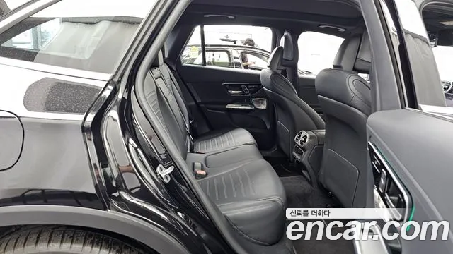Mercedes-Benz GLC-Class 2025 — фото 12