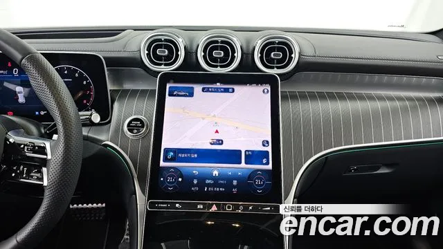 Mercedes-Benz GLC-Class 2025 — фото 14