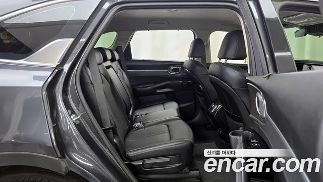 Kia Sorento 2022 — фото 12
