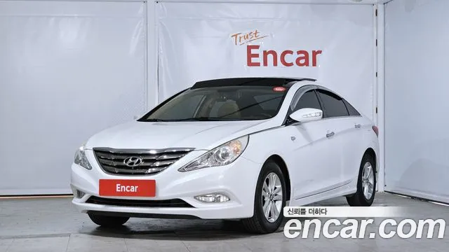 Hyundai Sonata 2010 — фото 1