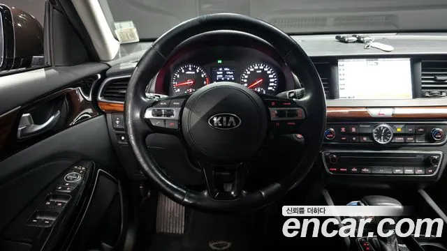 Kia K7 2016 — фото 13