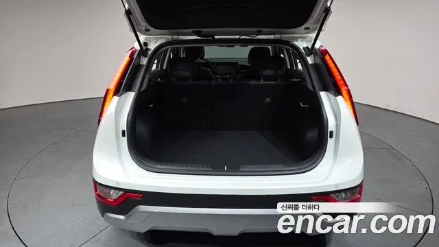 Kia Niro 2022 — фото 20