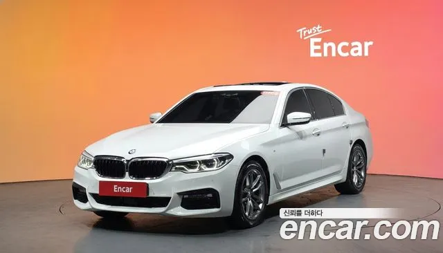 BMW 5-Series 2018 — фото 20
