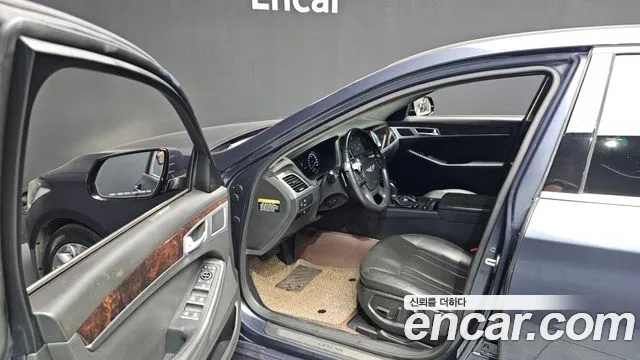 Hyundai Genesis 2016 — фото 10