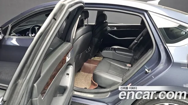 Hyundai Genesis 2016 — фото 13