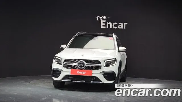 Mercedes-Benz GLB-Class 2023 — фото 3