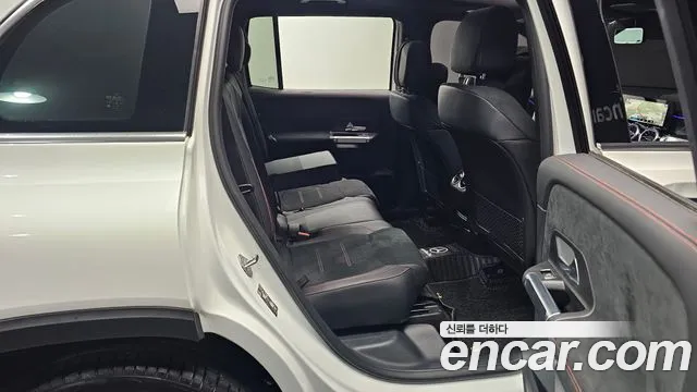 Mercedes-Benz GLB-Class 2023 — фото 12