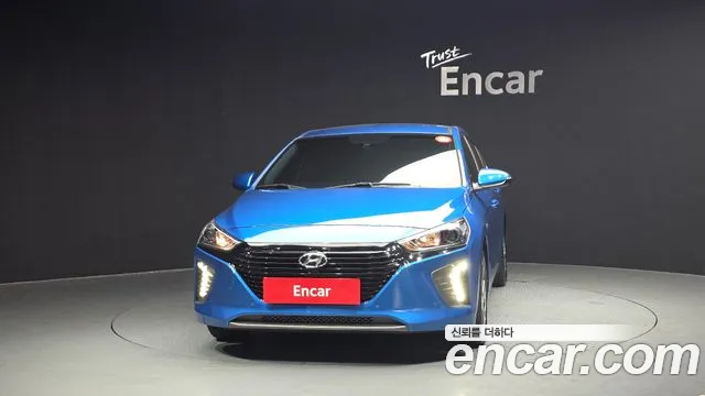 Hyundai Ioniq 2017 — фото 3