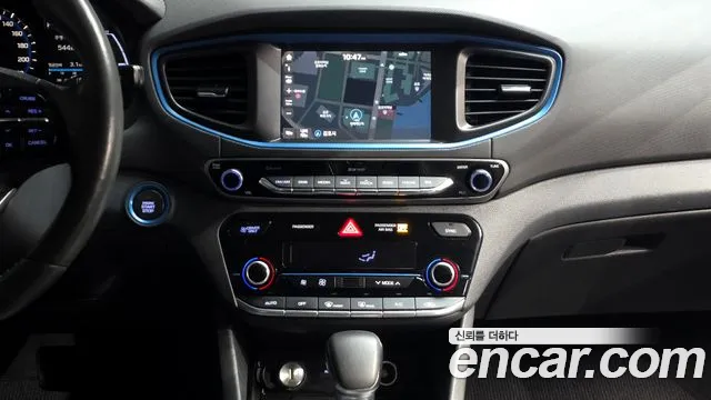 Hyundai Ioniq 2017 — фото 14