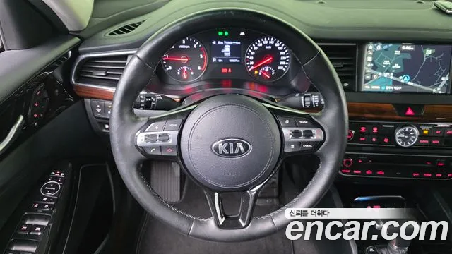 Kia K7 2016 — фото 14