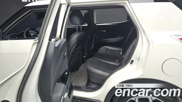 KG_Mobility_Ssangyong TIBOLI 2018 — фото 12