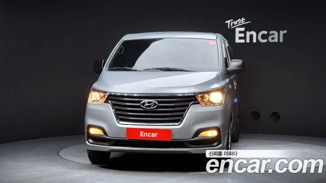 Hyundai Starex 2021 — фото 3