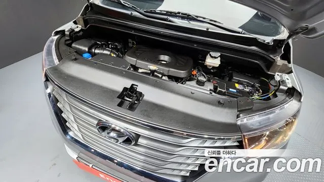 Hyundai Starex 2021 — фото 18