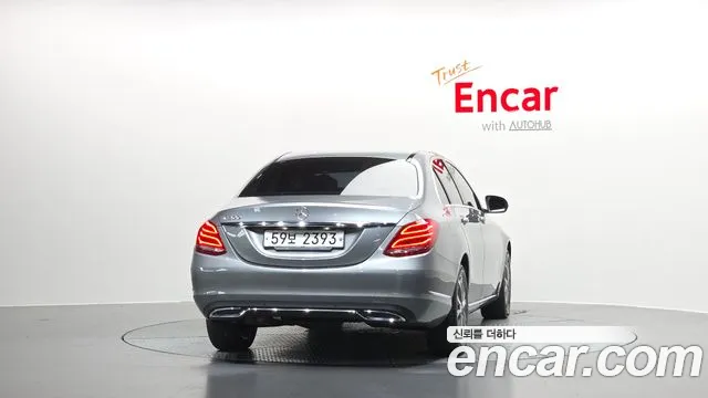 Mercedes-Benz C-Class 2015 — фото 4