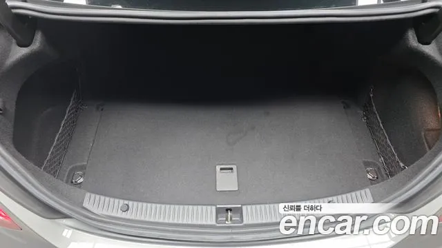 Mercedes-Benz C-Class 2015 — фото 20