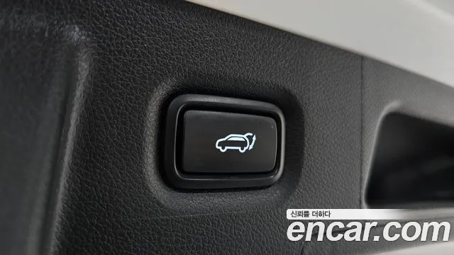 Hyundai Santafe 2021 — фото 18