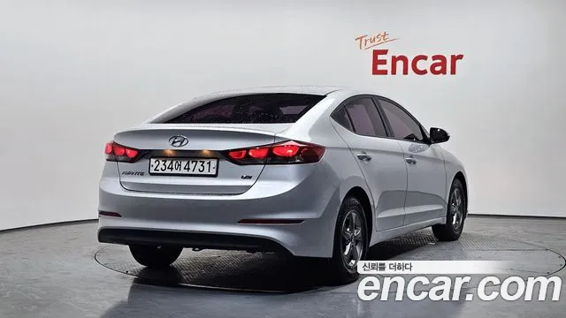 Hyundai AVANTE 2016 — фото 2