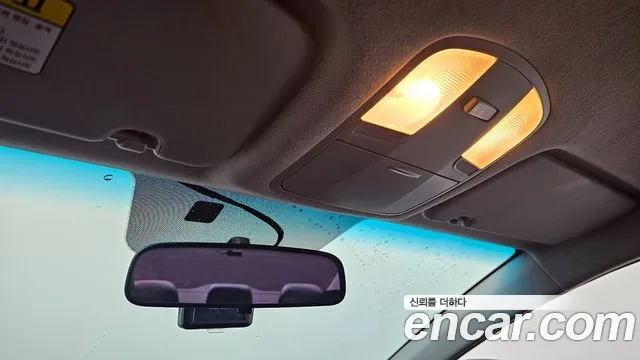 Hyundai AVANTE 2016 — фото 16