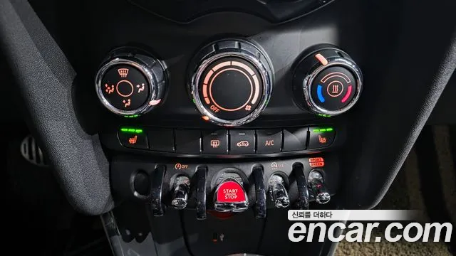Mini Cooper 2019 — фото 17