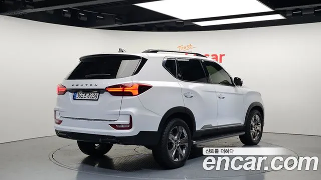 KG_Mobility_Ssangyong Rexton 2023 — фото 2