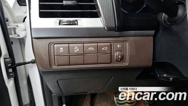 KG_Mobility_Ssangyong Rexton 2023 — фото 14