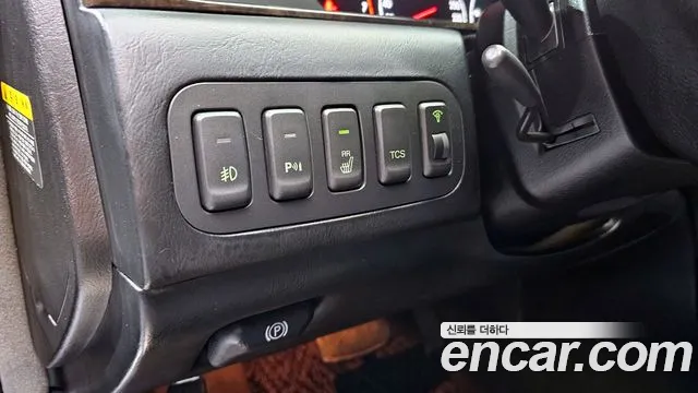 Hyundai Equus 2007 — фото 16