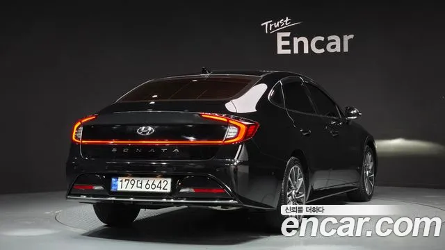 Hyundai Sonata 2023 — фото 2