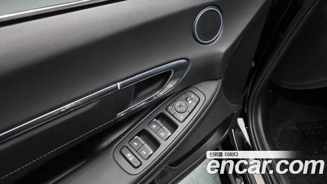 Hyundai Sonata 2023 — фото 17