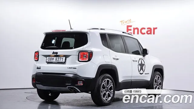 Jeep Renegade 2017 — фото 2