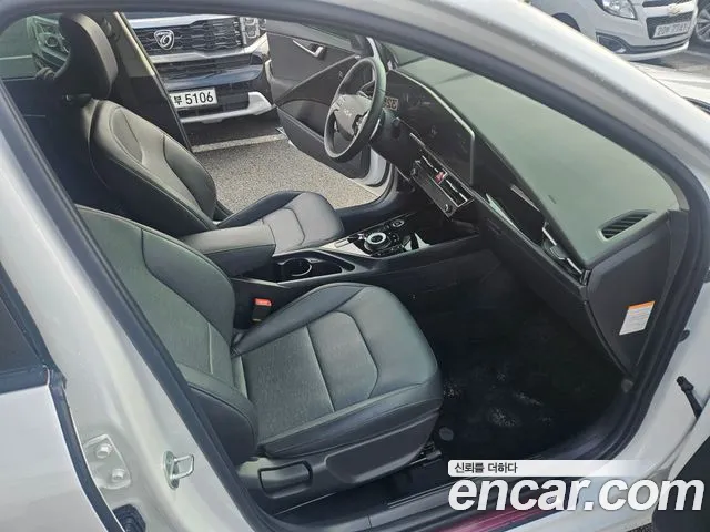 Kia Niro 2025 — фото 14