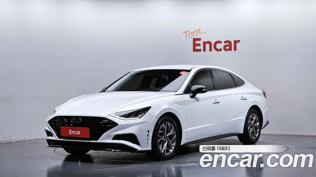 Hyundai Sonata 2022 — фото 1