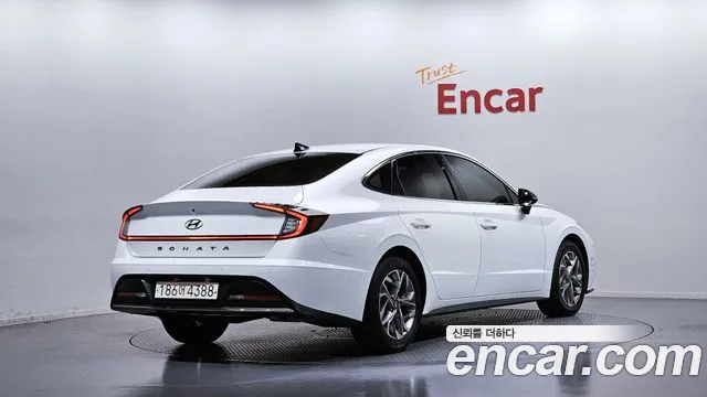 Hyundai Sonata 2022 — фото 2