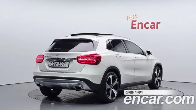Mercedes-Benz GLA-Class 2015 — фото 2
