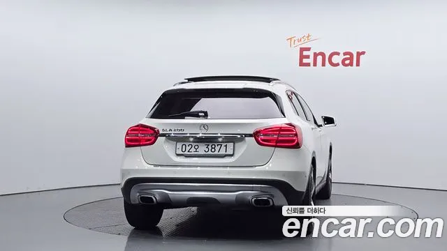 Mercedes-Benz GLA-Class 2015 — фото 4