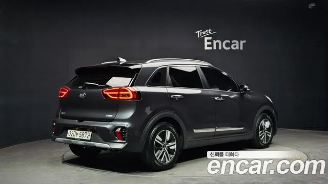Kia Niro 2020 — фото 2