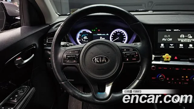 Kia Niro 2020 — фото 13