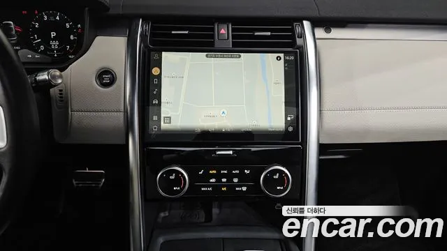 Land Rover Discovery 2022 — фото 14