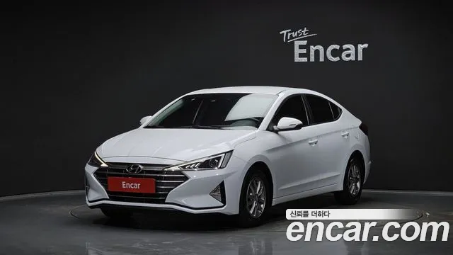 Hyundai AVANTE 2020 — фото 1