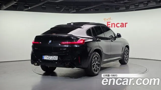 BMW X4 2023 — фото 2