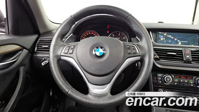 BMW X1 2015 — фото 13
